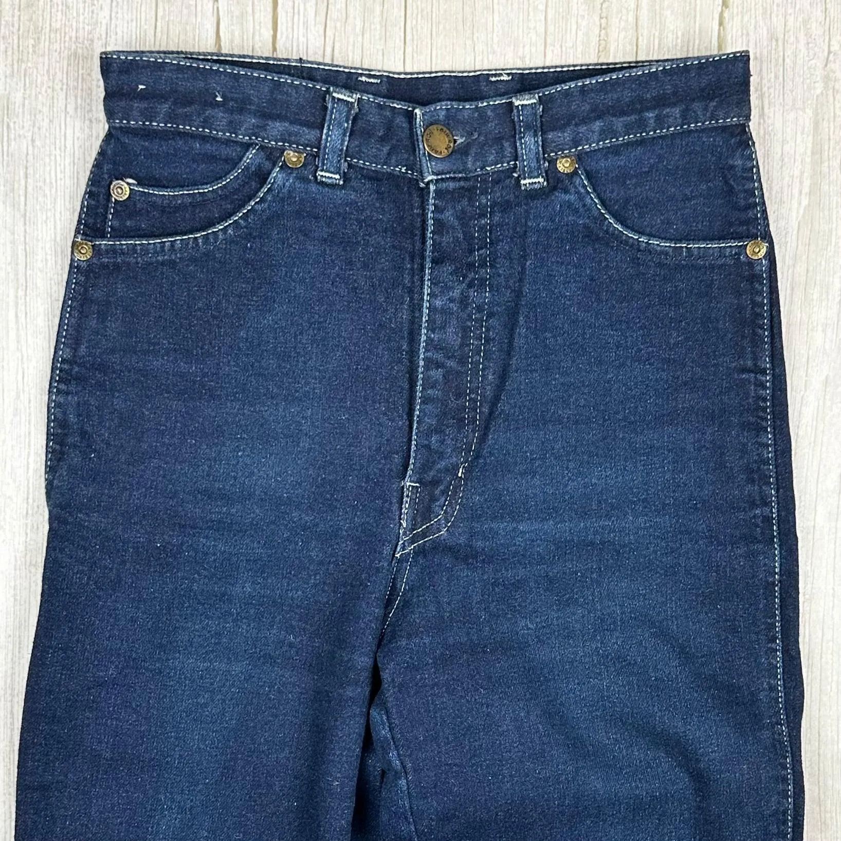 Fabergé 1980's High Waisted Slim Ladies Jeans - Hard to find! - Suit Size 8/9